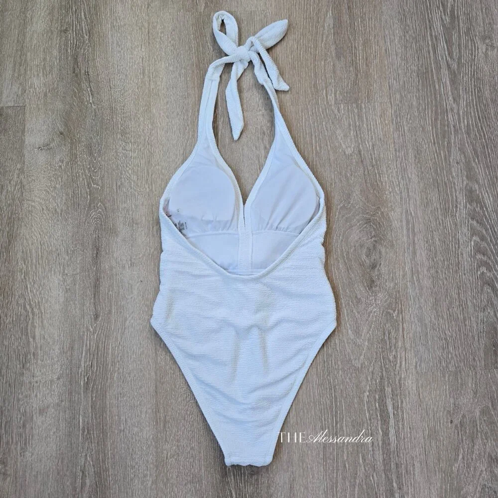 Lulus Sunny Day Babe White Halter One Piece Swimsuit Sz XS New Without Tags $59